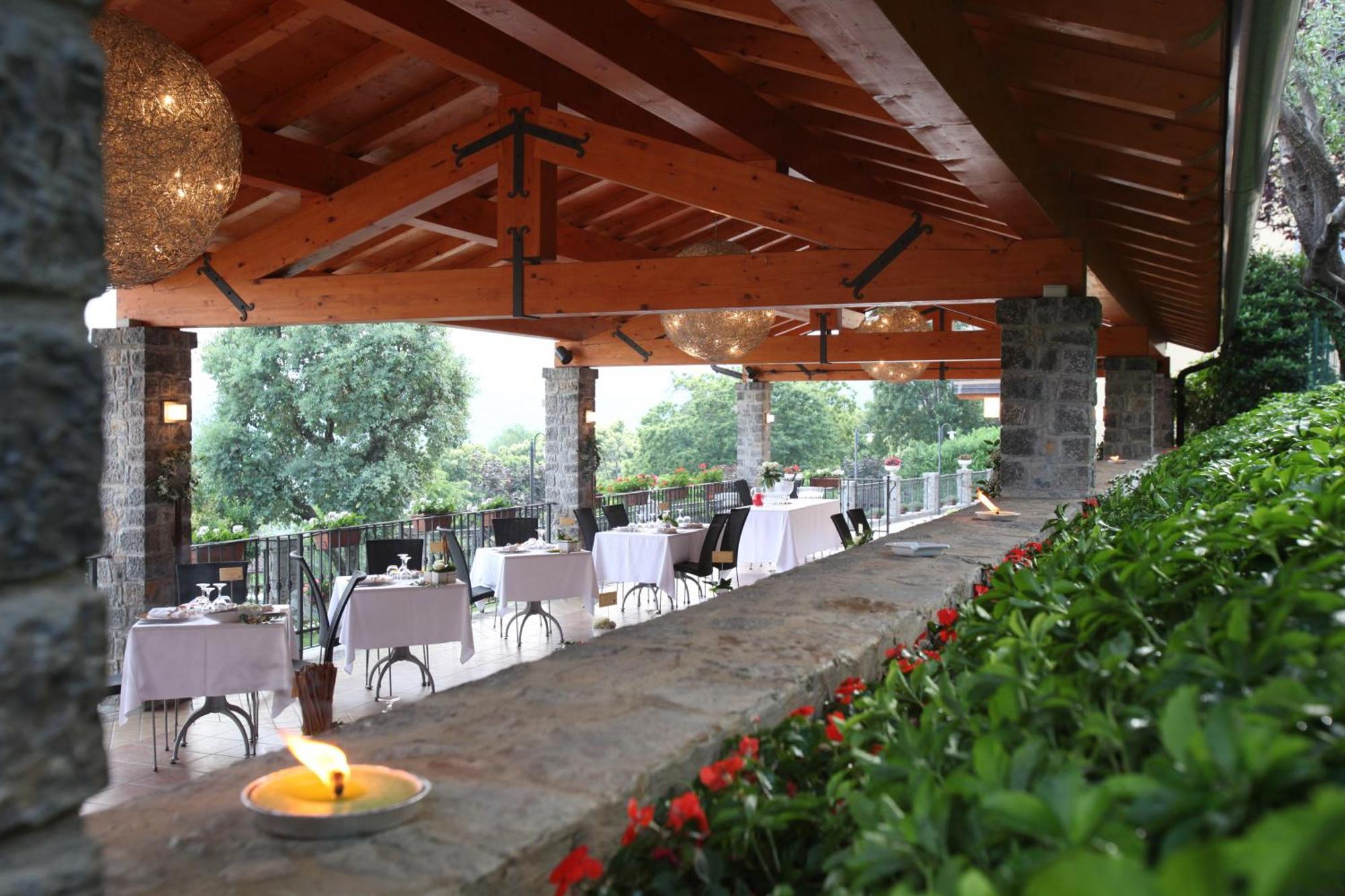 Hotel Camoretti Almenno San Bartolomeo Esterno foto
