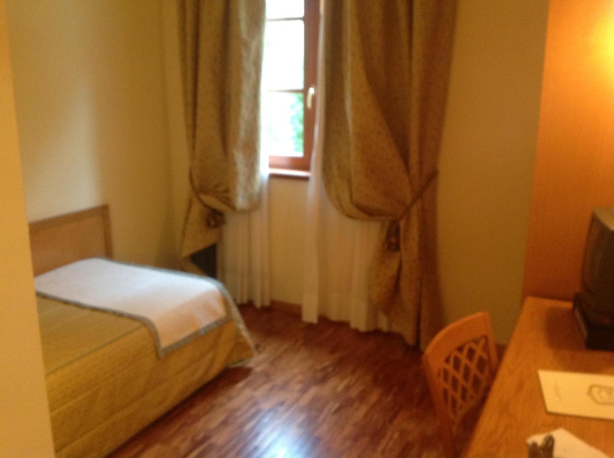 Hotel Camoretti Almenno San Bartolomeo Esterno foto