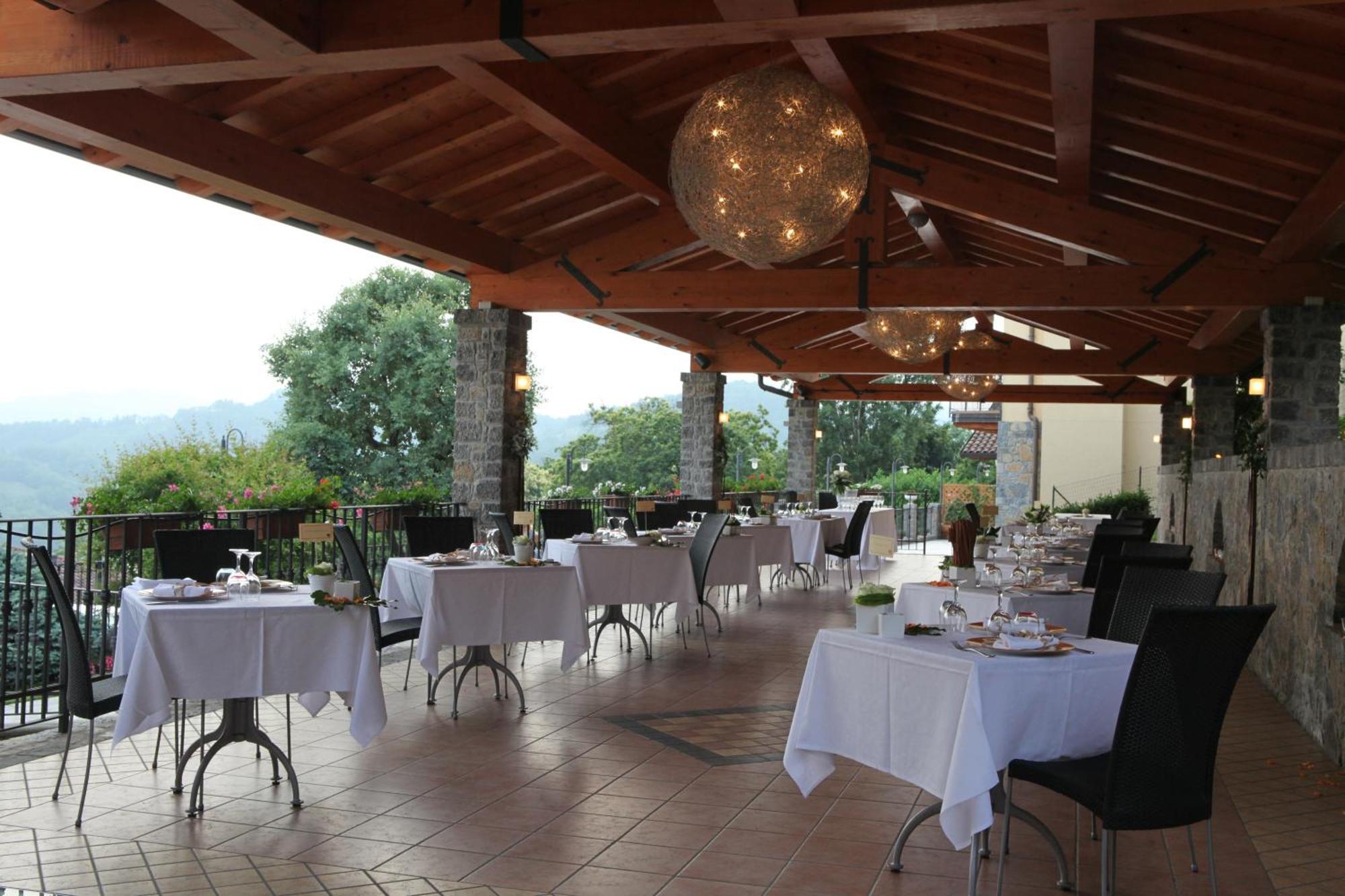 Hotel Camoretti Almenno San Bartolomeo Esterno foto