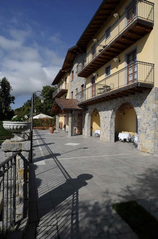 Hotel Camoretti Almenno San Bartolomeo Esterno foto